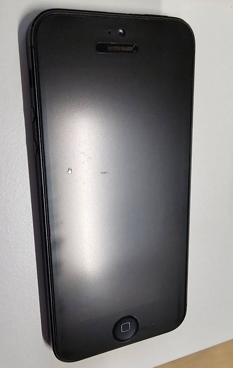 Apple Portables: iPhone 5, Black, 16GB gebraucht – D'occasion à Emmen par Dani1973 1