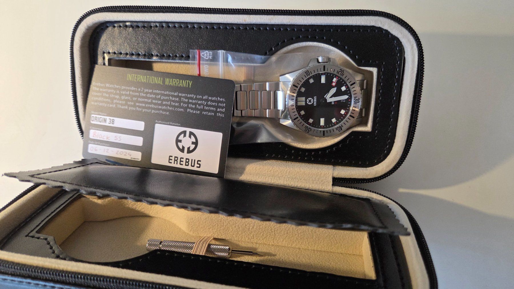 Uhren: Erebus Origin 38 Black SS | neu – Neu und originalverpackt aus Zürich von Sommerlaune 1