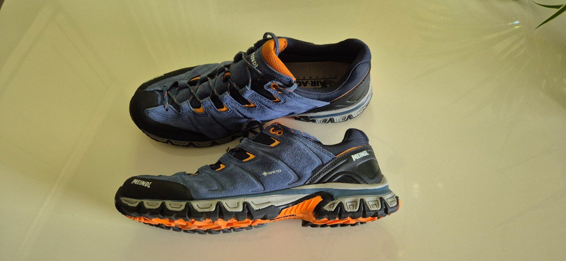 Meindl Scarpe da uomo: Meindl Vegas GTX - Wander-/Trekkingschuhe – Usato da Bonaduz venduto da Suomi.ss.77 1