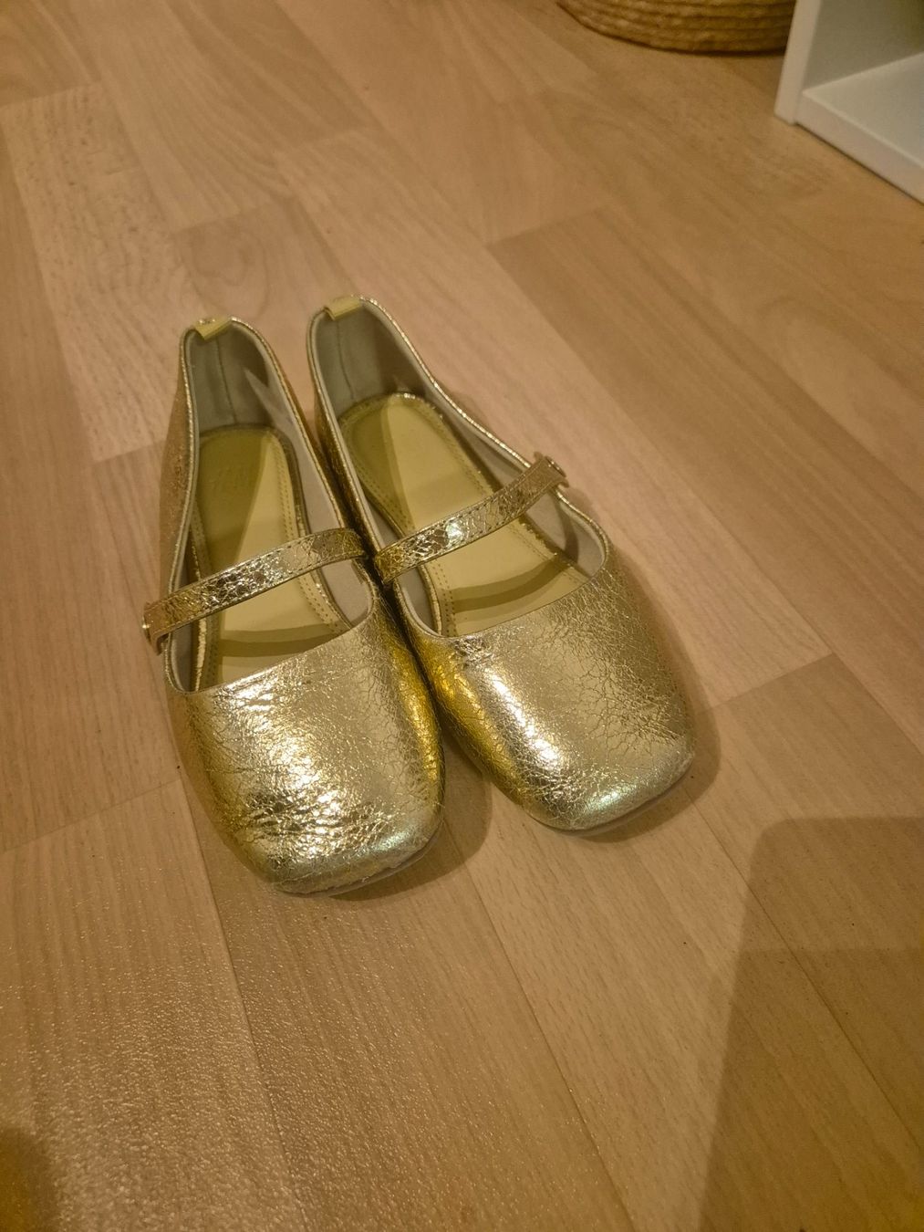 H&M Schuhe für Mädchen: Mädchen Ballerinas – Gebraucht aus Spreitenbach von Jus_299b