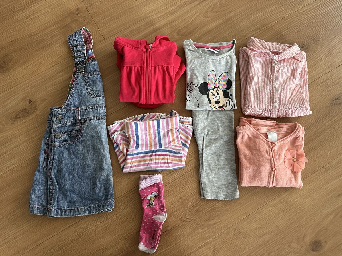 H&M Lotti & Set di vestiti: Wunderschönes Kleiderpaket 98/104 – Usato da Buchrain venduto da eule2109