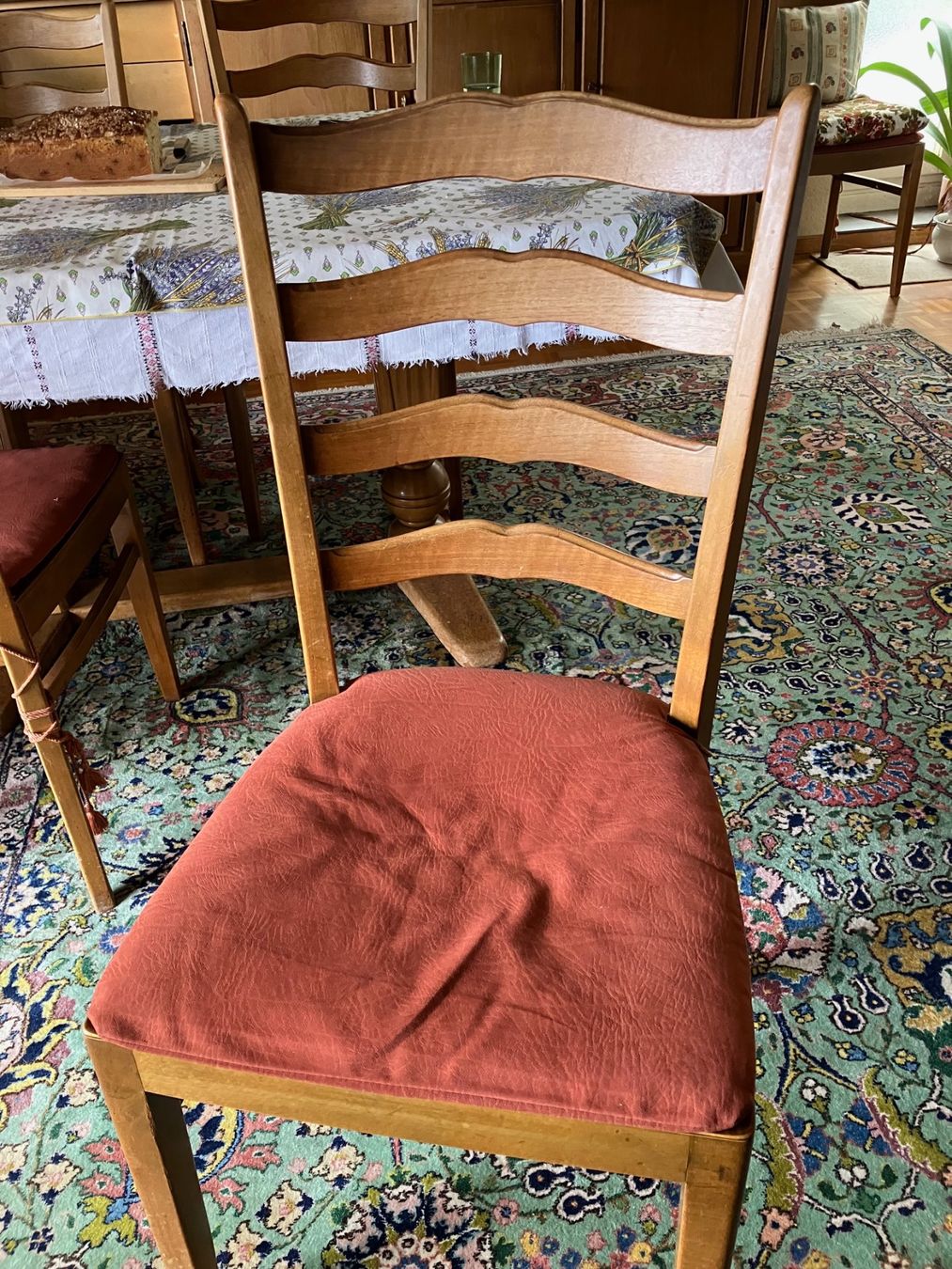 Set di tavolo e panche: Massivholz Esszimmermöbel – Usato da Uster venduto da hpl_nl2w 7