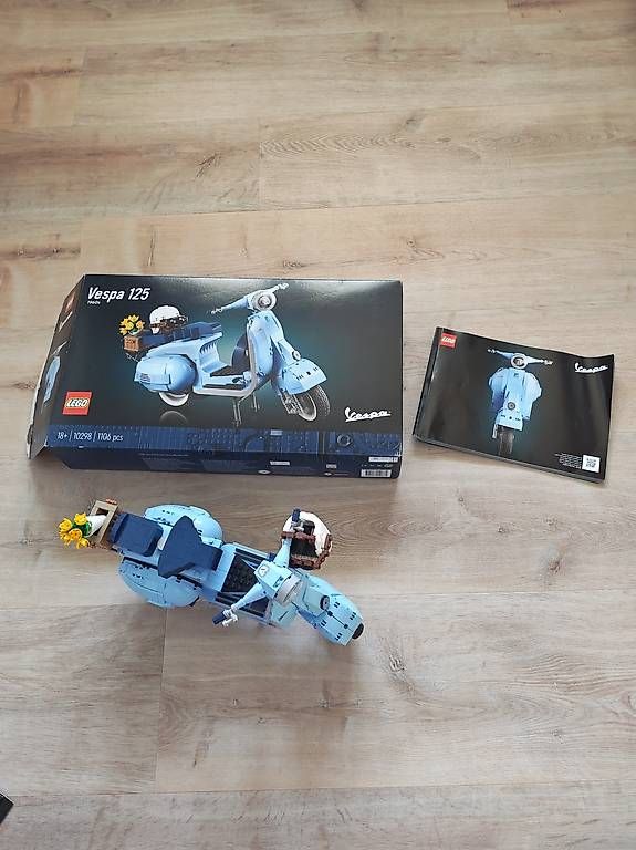 Jeux de construction: Lego Vespa – D'occasion à Paudex par Aventure1 1