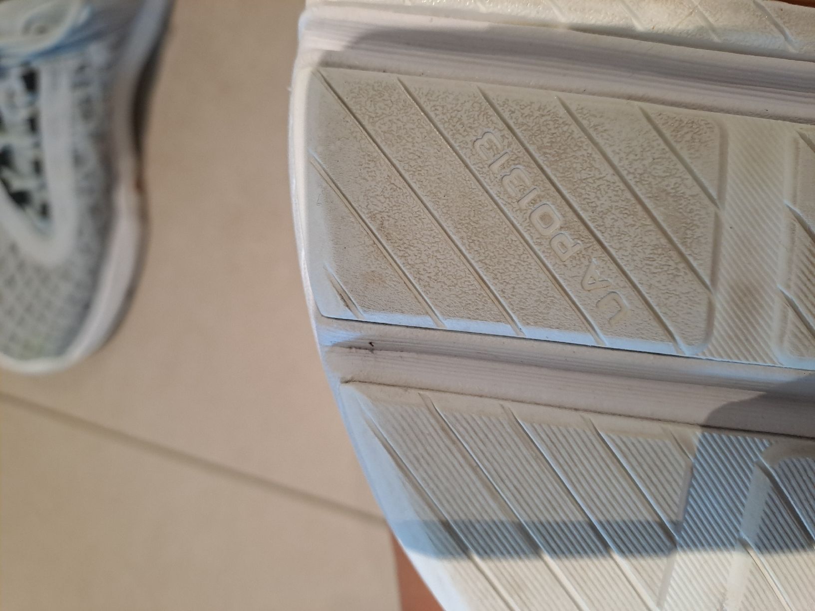 Under Armour Scarpe da uomo: Under Armour Schuh Gr.43 (44.5) – Usato da Menzingen venduto da gispat 5