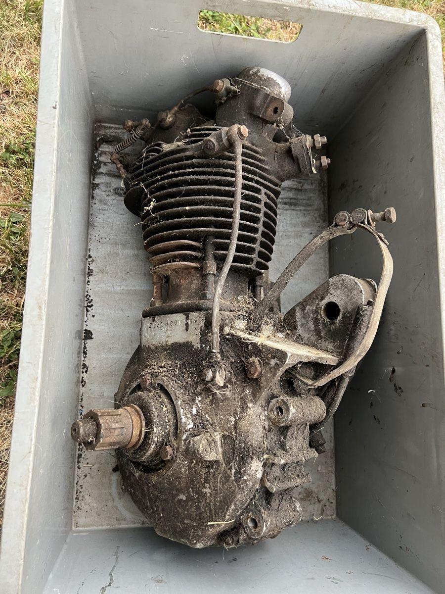 Motosacoche Moteurs: Scheunenfund Motorrad Motor BSA ZB31  – D'occasion à Theilingen par ovi123 1