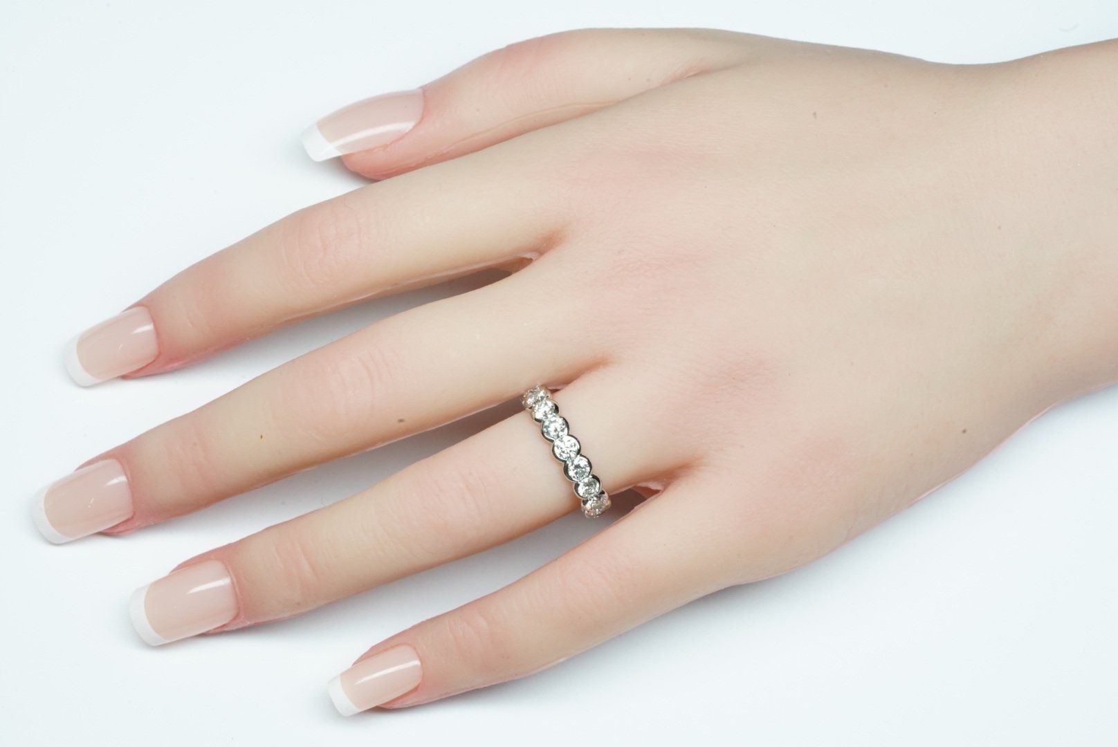 Ringe: Alliance Fingerring 950 Platin mit Diamanten – Gebraucht aus Bülach von Re-Jewelled 5
