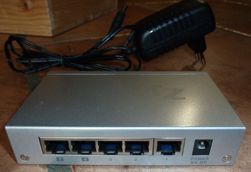 Zyxel Modem & Router: Zyxel Swich – Usato da Ruggell venduto da Dolce9 1
