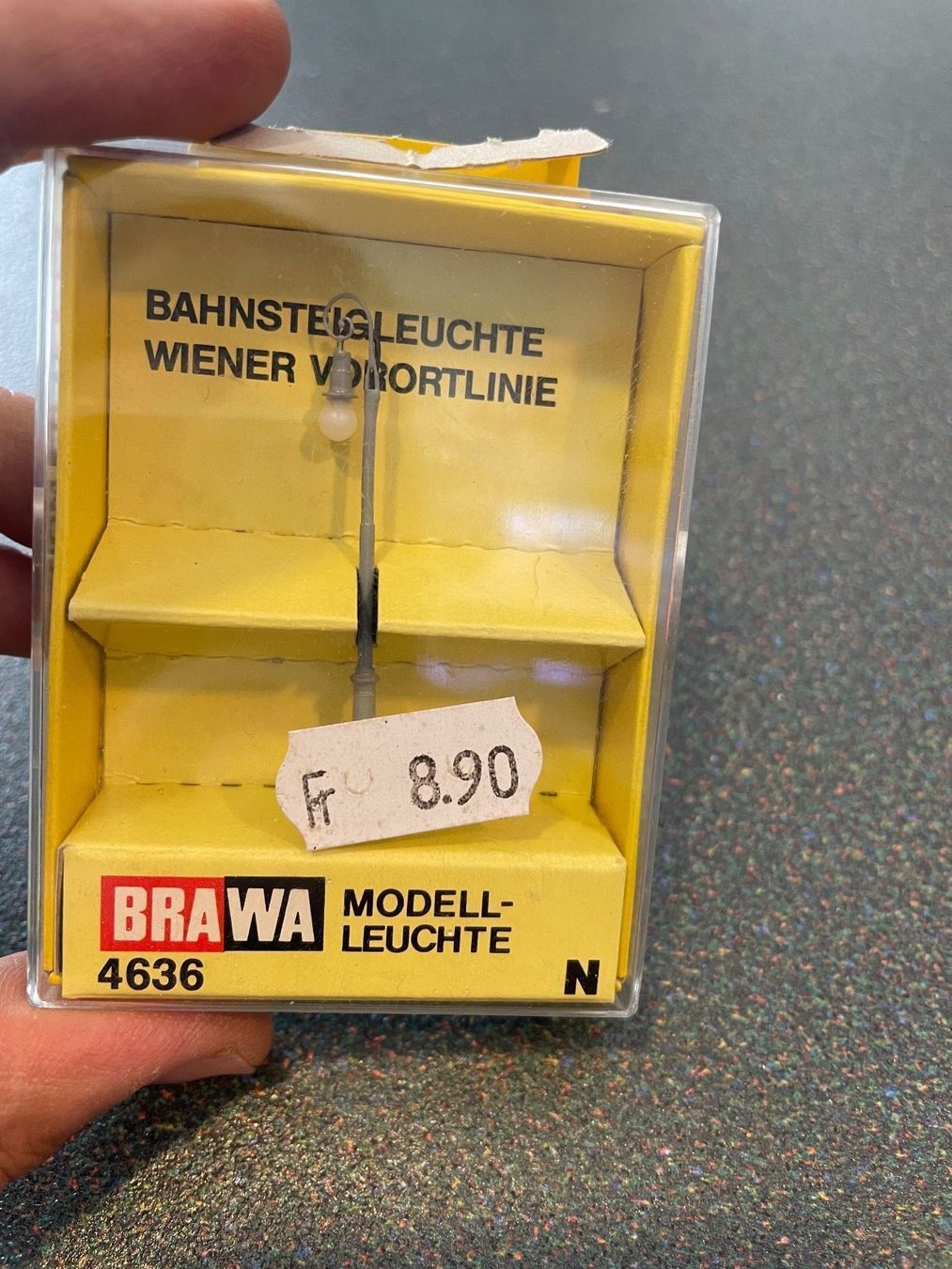 Brawa Modelleisenbahnen: Brawa Spur N 4636 Modell Leuchte – Neu und originalverpackt aus Chiasso von Carrara-Modellismo