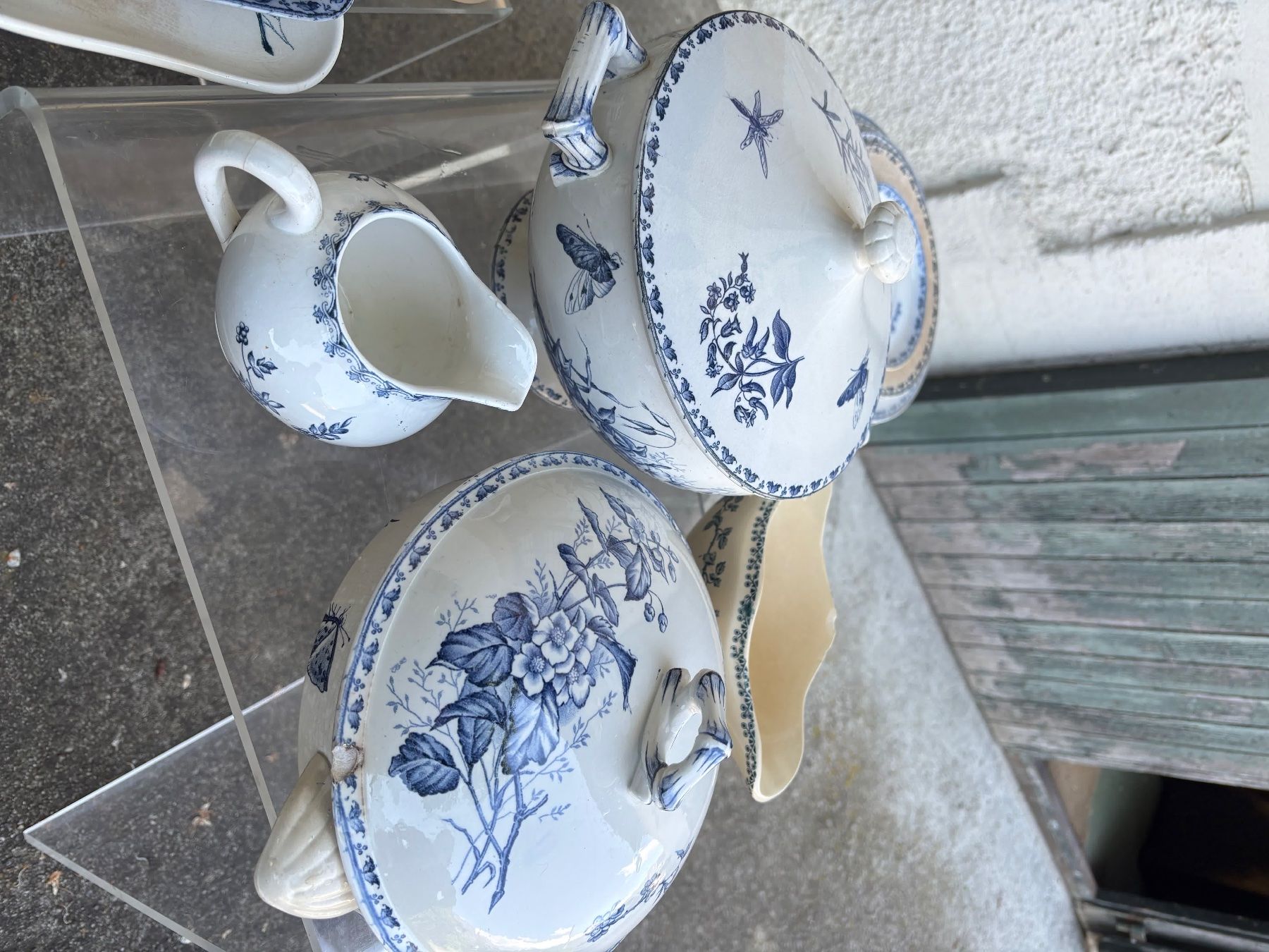 Set di piatti: Set de vaisselle ancienne – Usato da Wavre venduto da margot0210 2