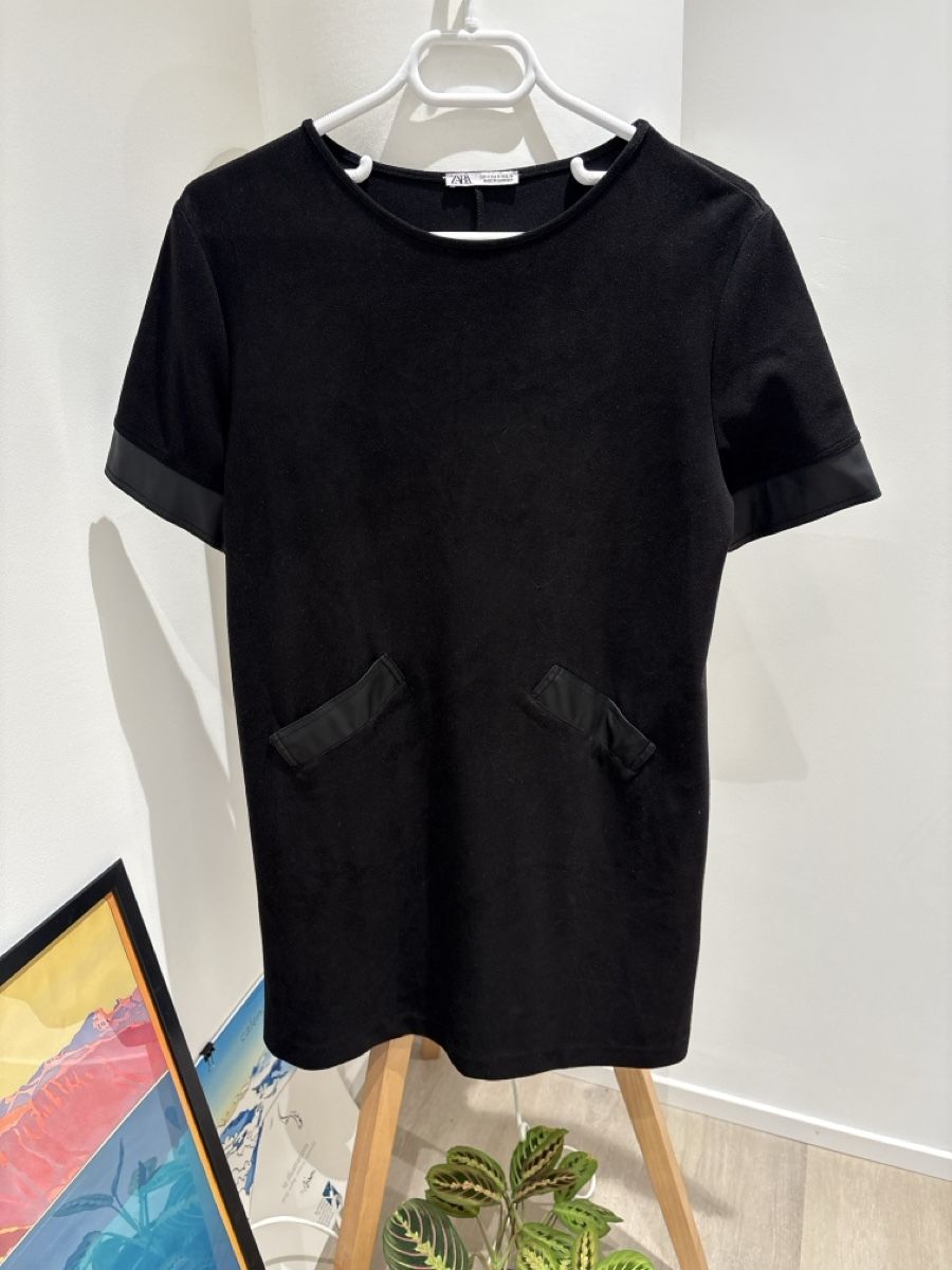 Zara Vestiti: Robe courte noire Zara – Usato da Zürich venduto da col_w79f