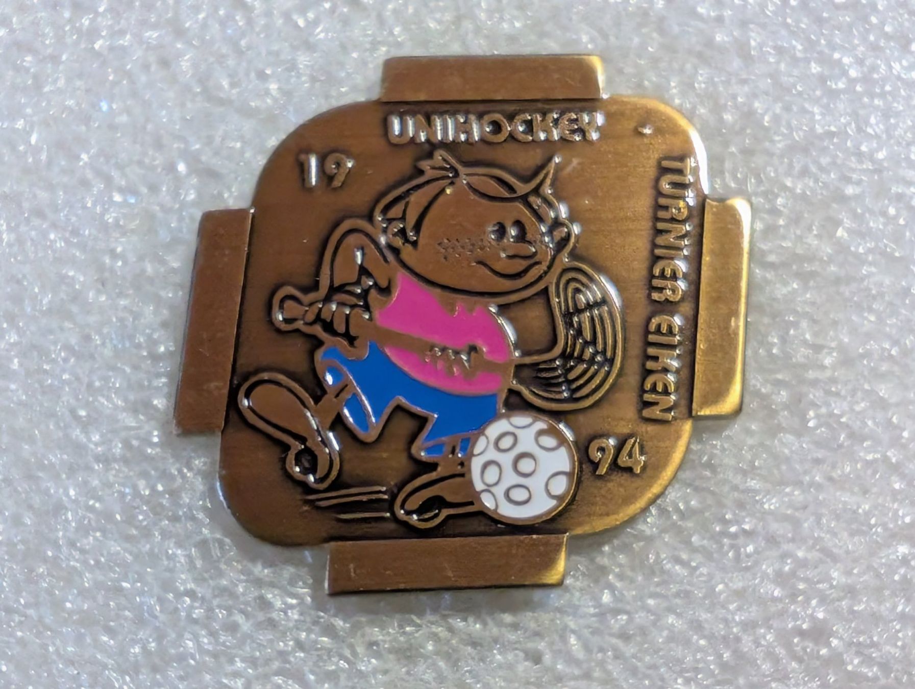 Placchette & Badge: Ansteckpin 175: Unihockey Turnier – Usato da Oppligen venduto da Pin-Fall-Shop