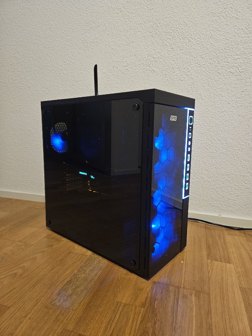 Intel PCs: Einsteiger Gaming PC  – D'occasion à Roggwil BE par Hr.Gustav