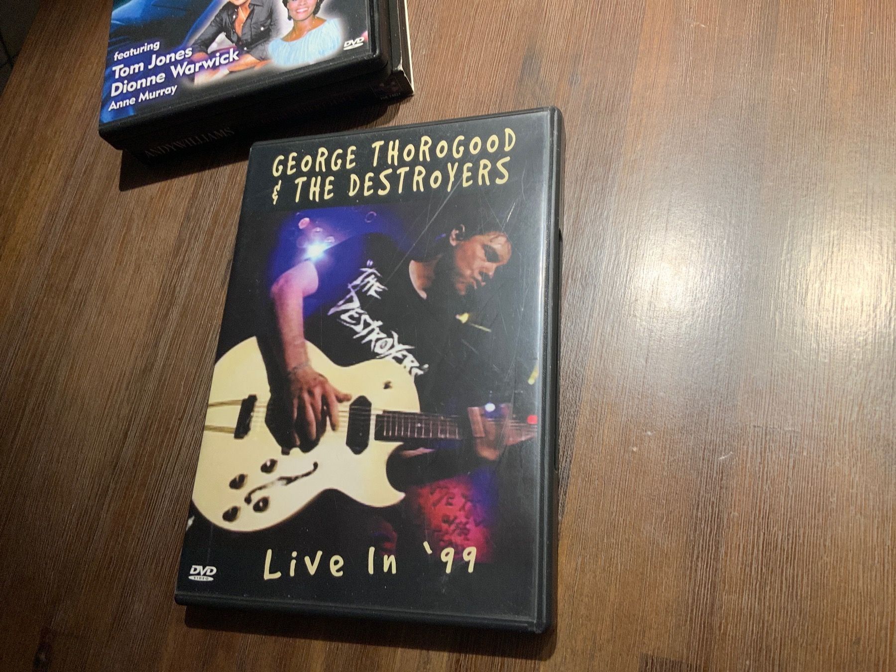 Tous les DVDs: George Thorogood&the Destroyers, DVD – D'occasion à Uster par Macita56