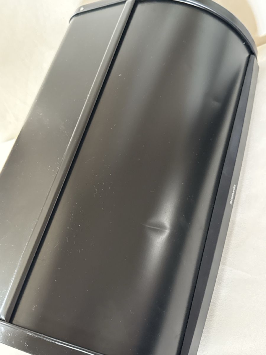 Brabantia Contenitori & Simili: Metall Brotkasten 45x25 cm – Usato da Amriswil venduto da used2use 2