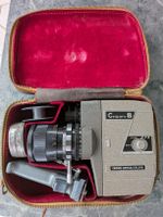 Crown 8 Model EZS Doppel-8 Filmkamera mit Zoomobjektiv