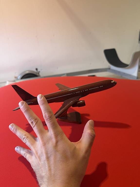 Modellbausätze & Standmodelle: Flugzeugmodel Holz – Gebraucht aus Zug von PROJEKT934 2