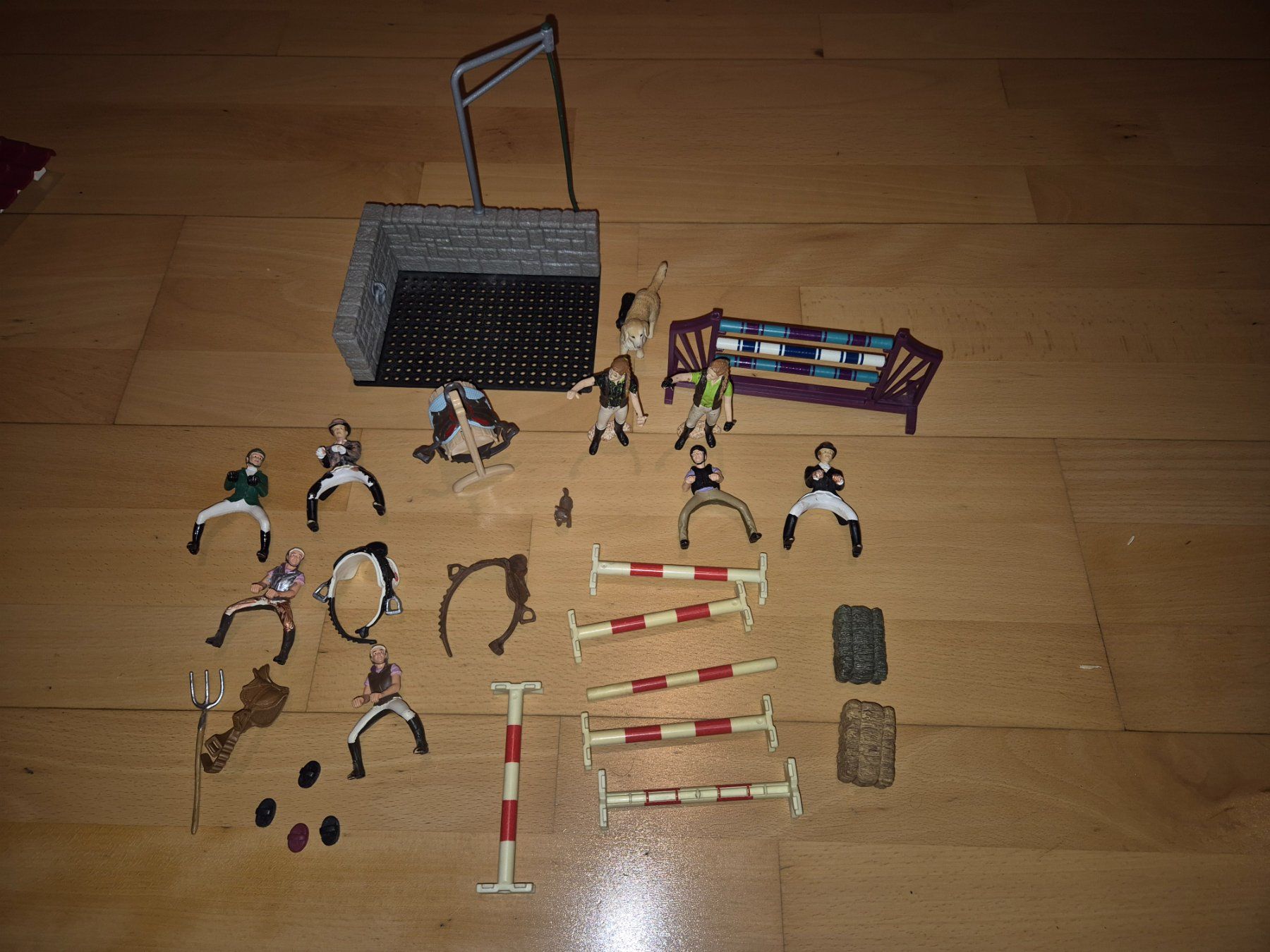 Schleich Giocattoli: Schleich Zubehör – Usato da Kloten venduto da techni