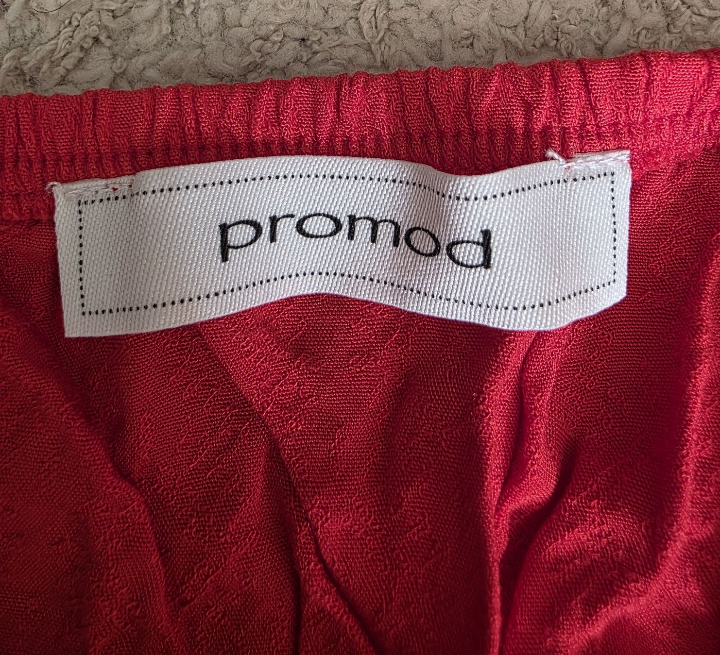 Promod Tops: Top Promod rouge, taille 36, neuf – Neu (gemäss Beschreibung) aus Vevey von Renka2011 1