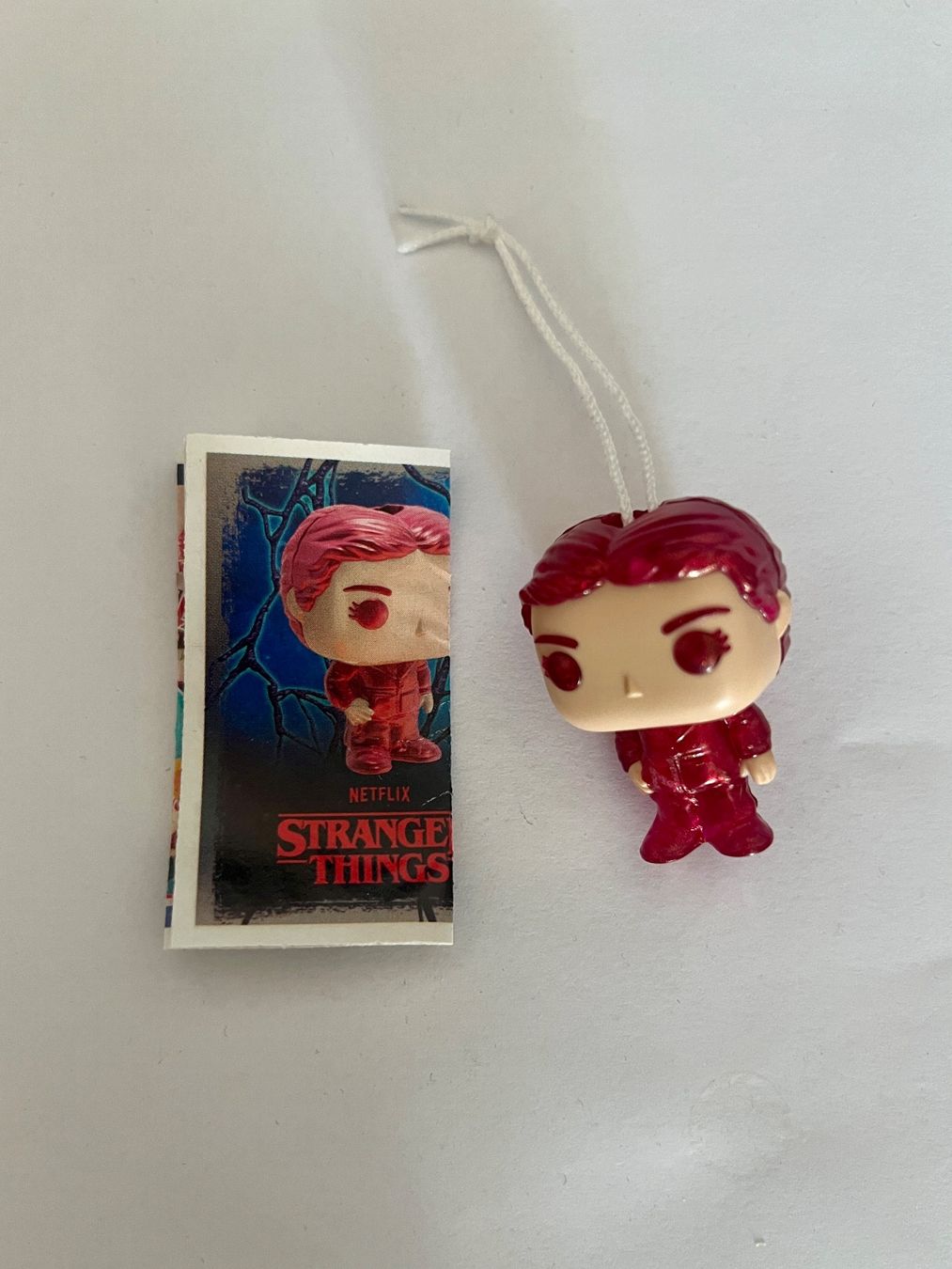 Funko Statuette: Stranger Things Kinder Joy Max Upside Down – Nuovo (secondo la descrizione) da Bern venduto da Apollosieben