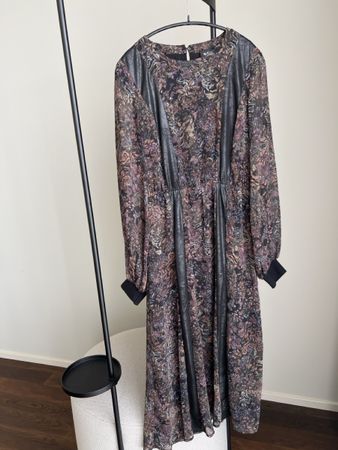 Fester Abend Kleid Gr. XS „NÜ Denmark“
