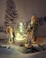 NIKOLAUS MIT KINDER UND LICHTSCHNEEGLAS SCHNEEMANN