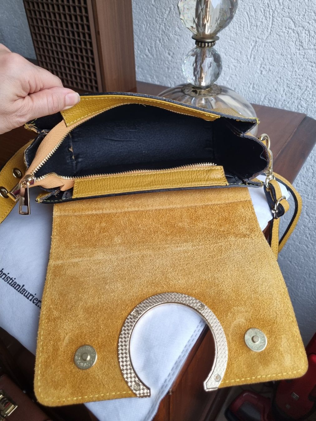 Borse da donna: Christian Laurier Paris Tasche – Usato da Meilen venduto da Zen25 9