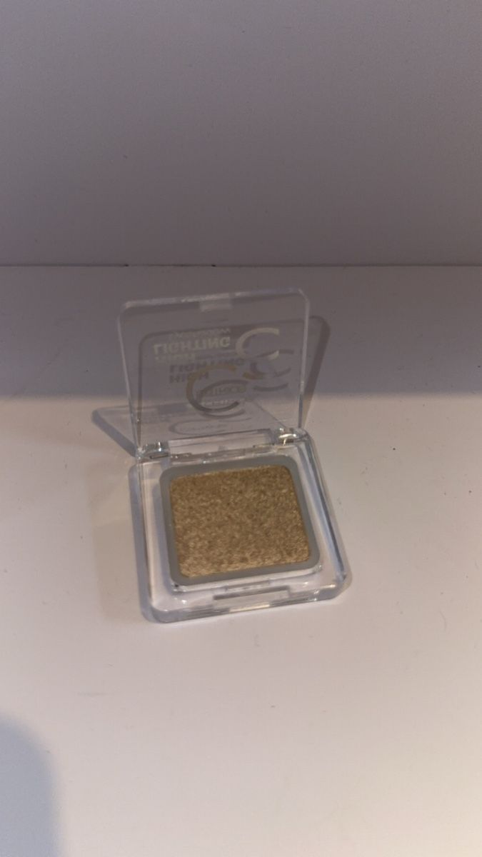 Catrice Make-up: Catrice Eyeshadow Gold NEU – Nuovo e nell'imballaggio originale da Oftringen venduto da tola19
