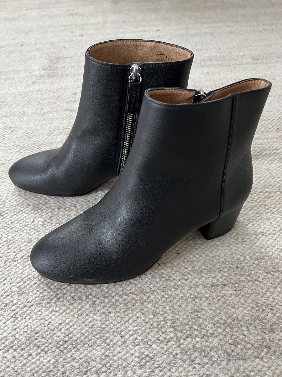 Scarpe da donna: Schwarze Pumps aus Kunstleder, Grösse 39 – Nuovo (secondo la descrizione) da Wohlen AG venduto da JoeGreen_1 3