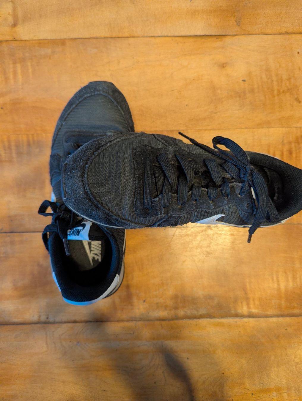 Nike Scarpe da donna: Nike Sneaker, Schwarz, Grösse 37.5 – Usato da Zürich venduto da DebsBre 3