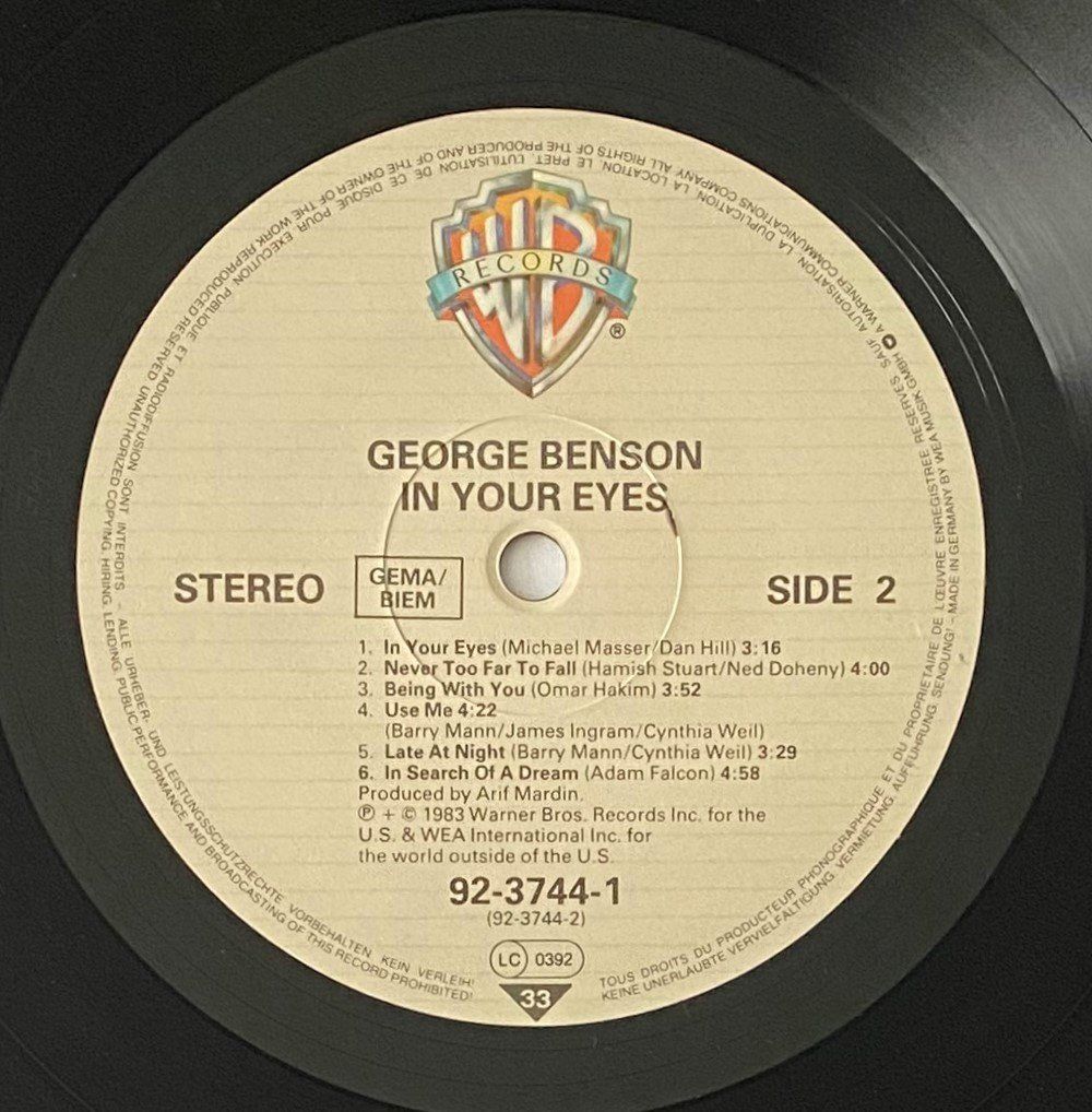 Schallplatten: George Benson, In Your Eyes – Gebraucht aus Flums von  5