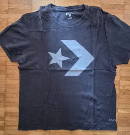 Converse T-Shirts, Gr. Small, guter Zustand