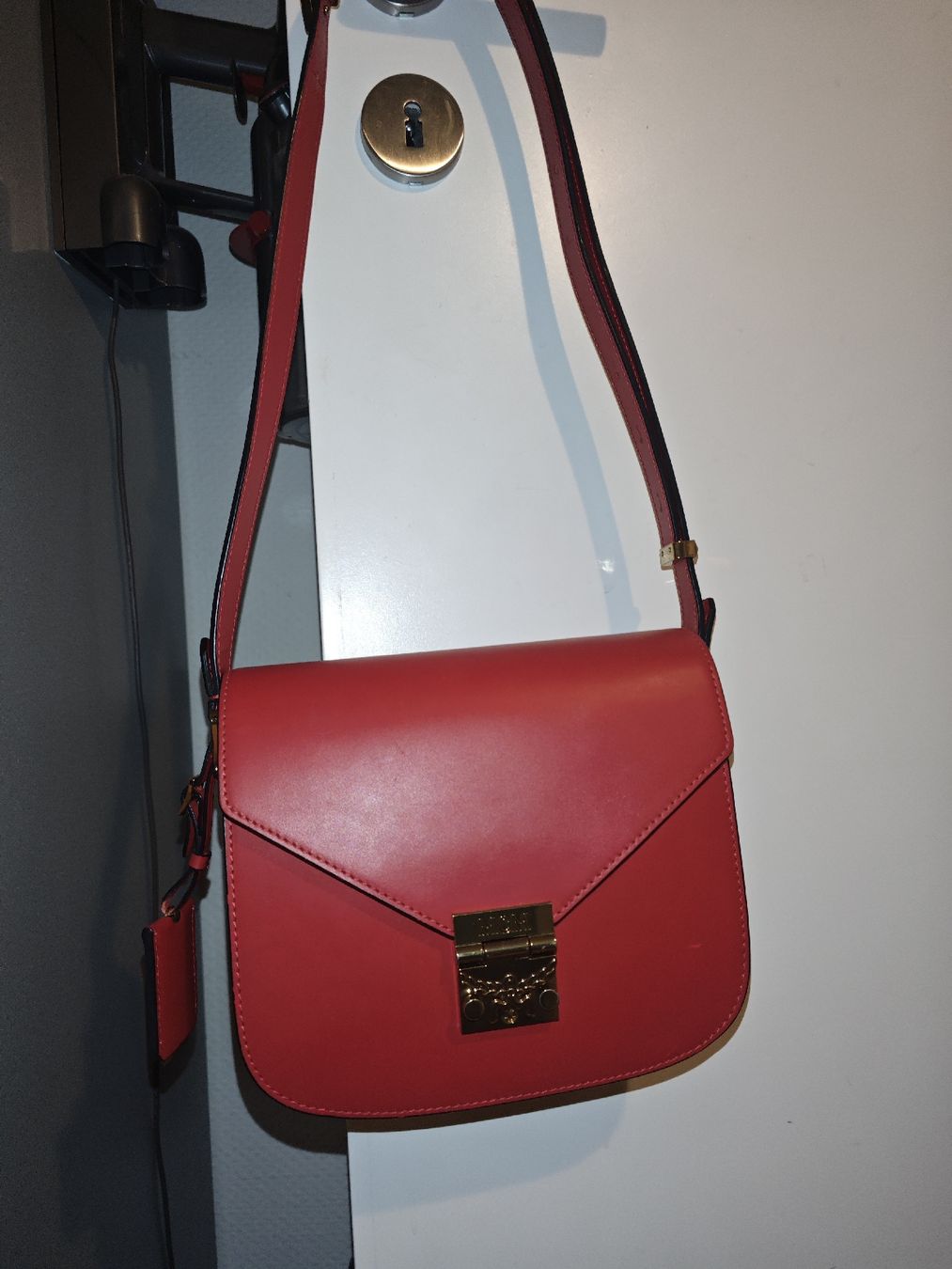 Mcm Taschen für Damen: MCM  crossbody bag Original – Gebraucht aus Zürich von Sami526