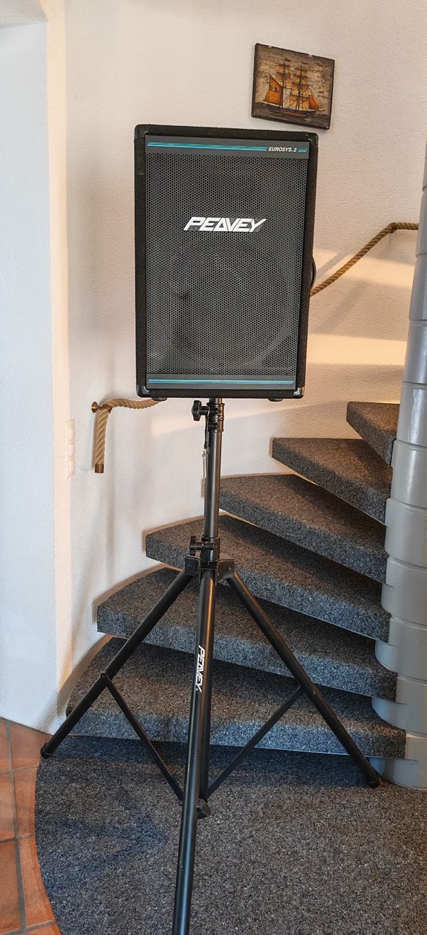 Peavey Haut-parleurs: Peavey Eurosys2 PA mit Stativ – D'occasion à Neuenegg par Heavy_Crown 2