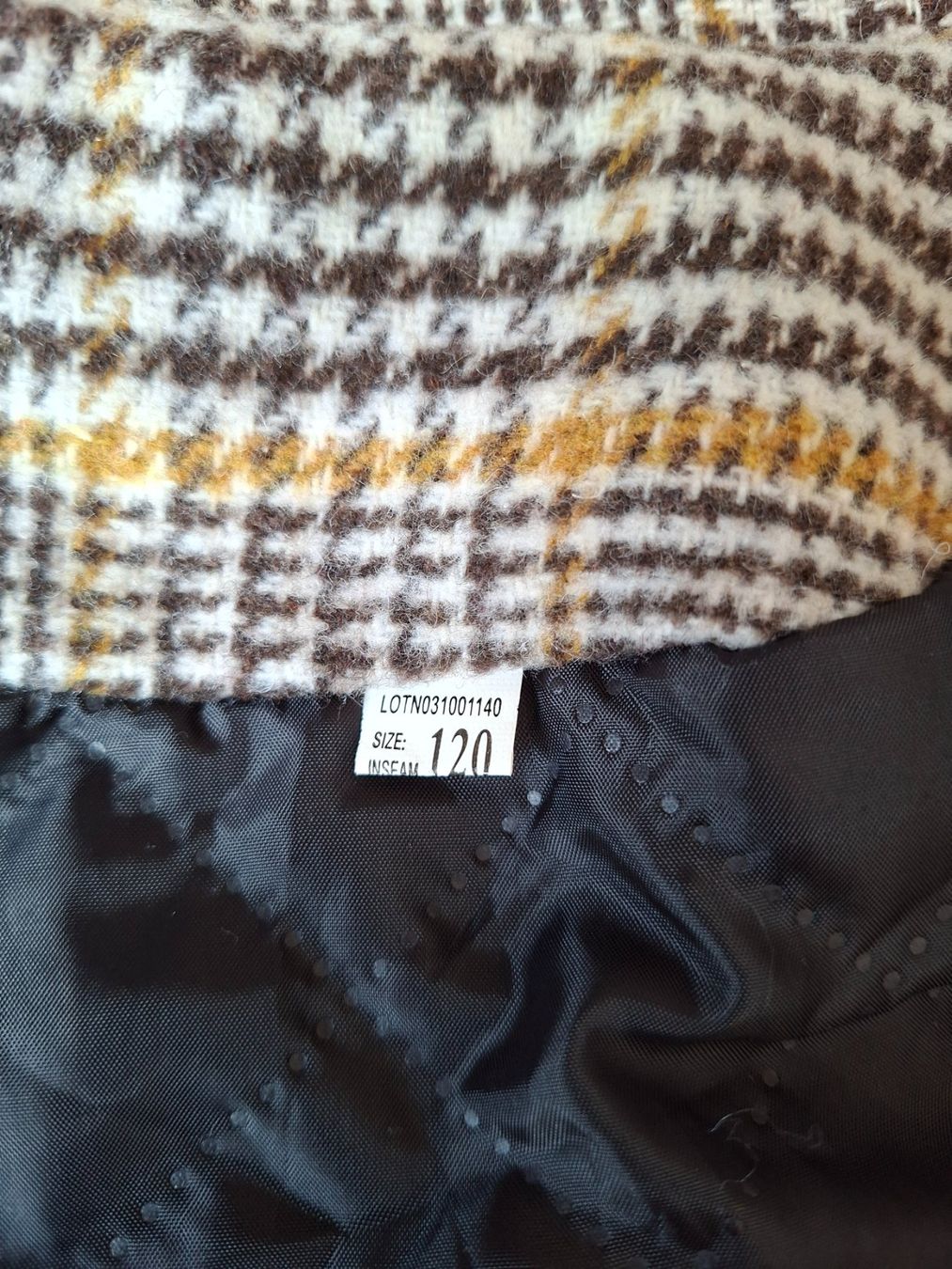 Jacken & Mäntel: Mädchenjacke kariert Gr.120 – Gebraucht aus Ehrendingen von CHMEX 3