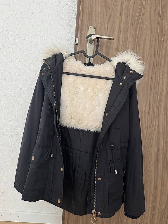 Giacche: Winterjacke dunkelblau Grösse 34 – Usato da Aadorf venduto da mar_l5n2 1