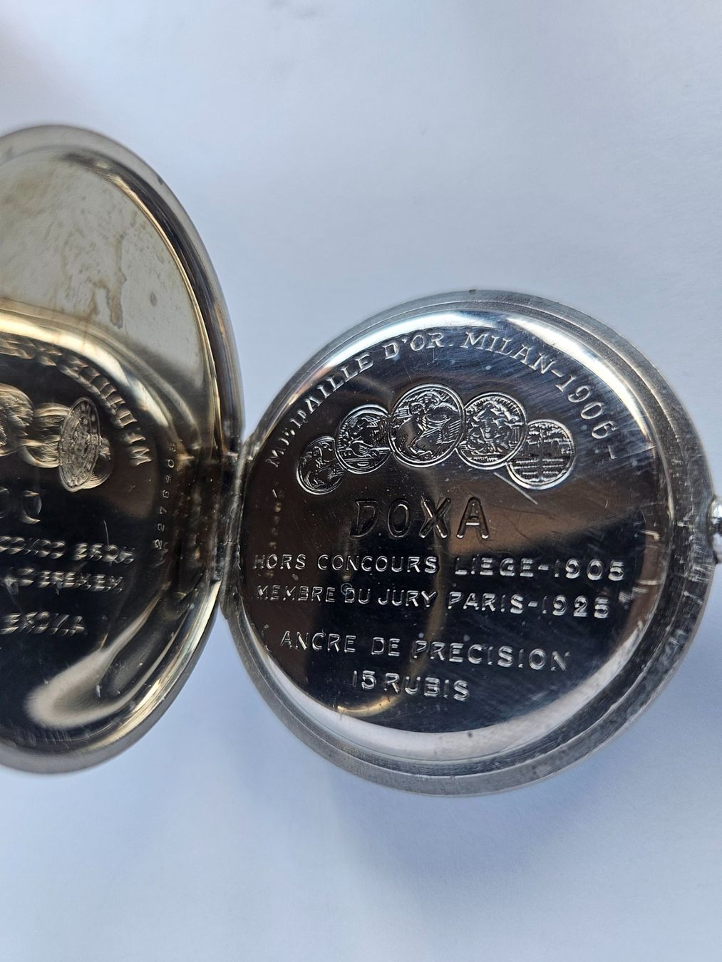 Doxa Orologi: 1L 29 Doxa Incassable Taschenuhr – Usato da Berikon venduto da mmm21 3
