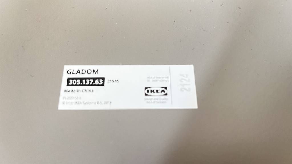 Ikea Tables: GLADOM Tablett-Tisch Grau-Beige – D'occasion à Urdorf par Resumasa 2