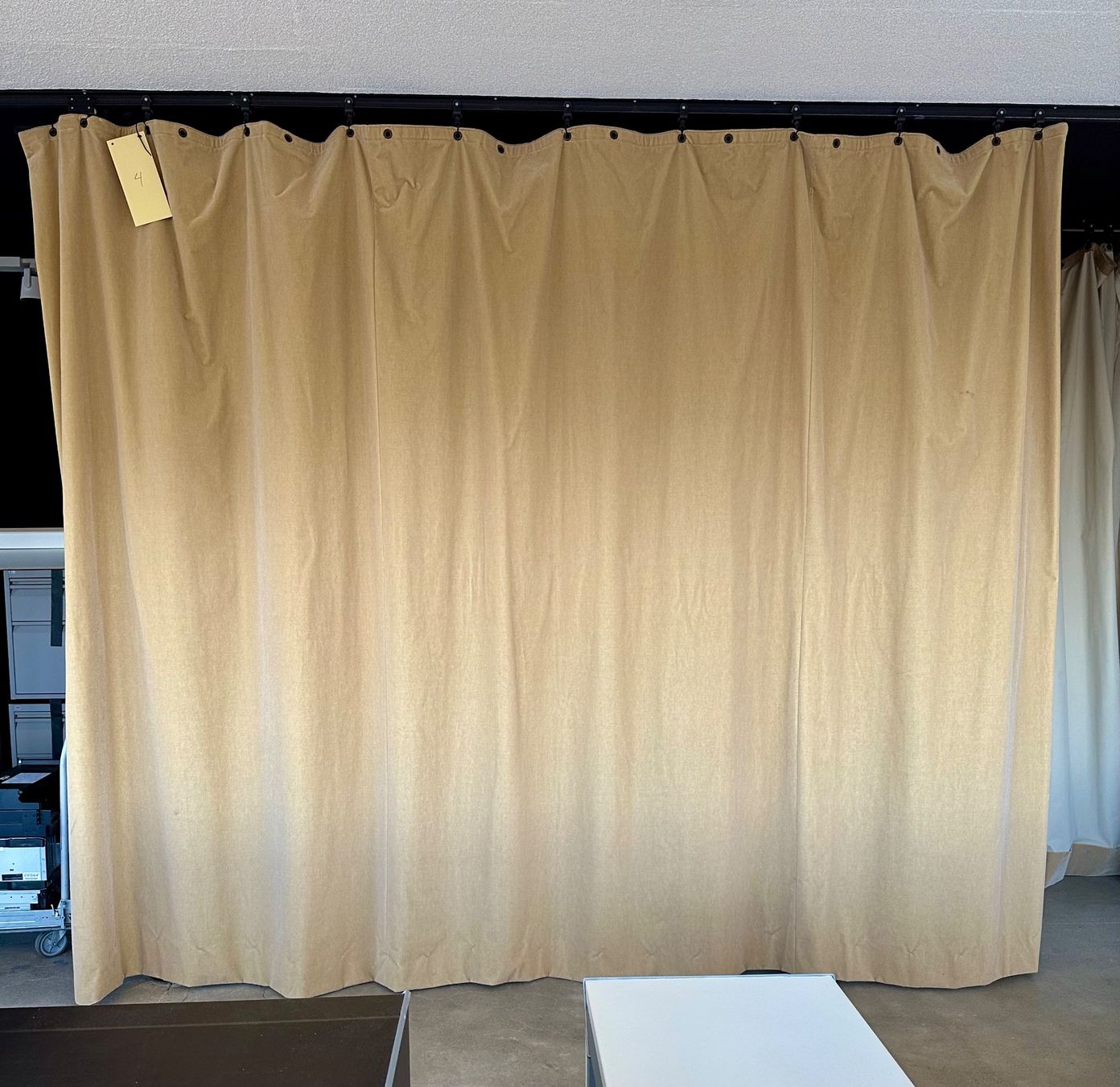 Tende: VORHANG - BÜHNEN VELOUR #4 – Usato da Zürich venduto da NIKI777 2