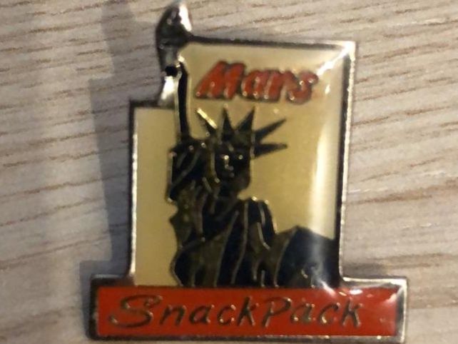 Plaketten & Abzeichen: Vends Pins Mars – Gebraucht aus Corpataux von pfi_27t6