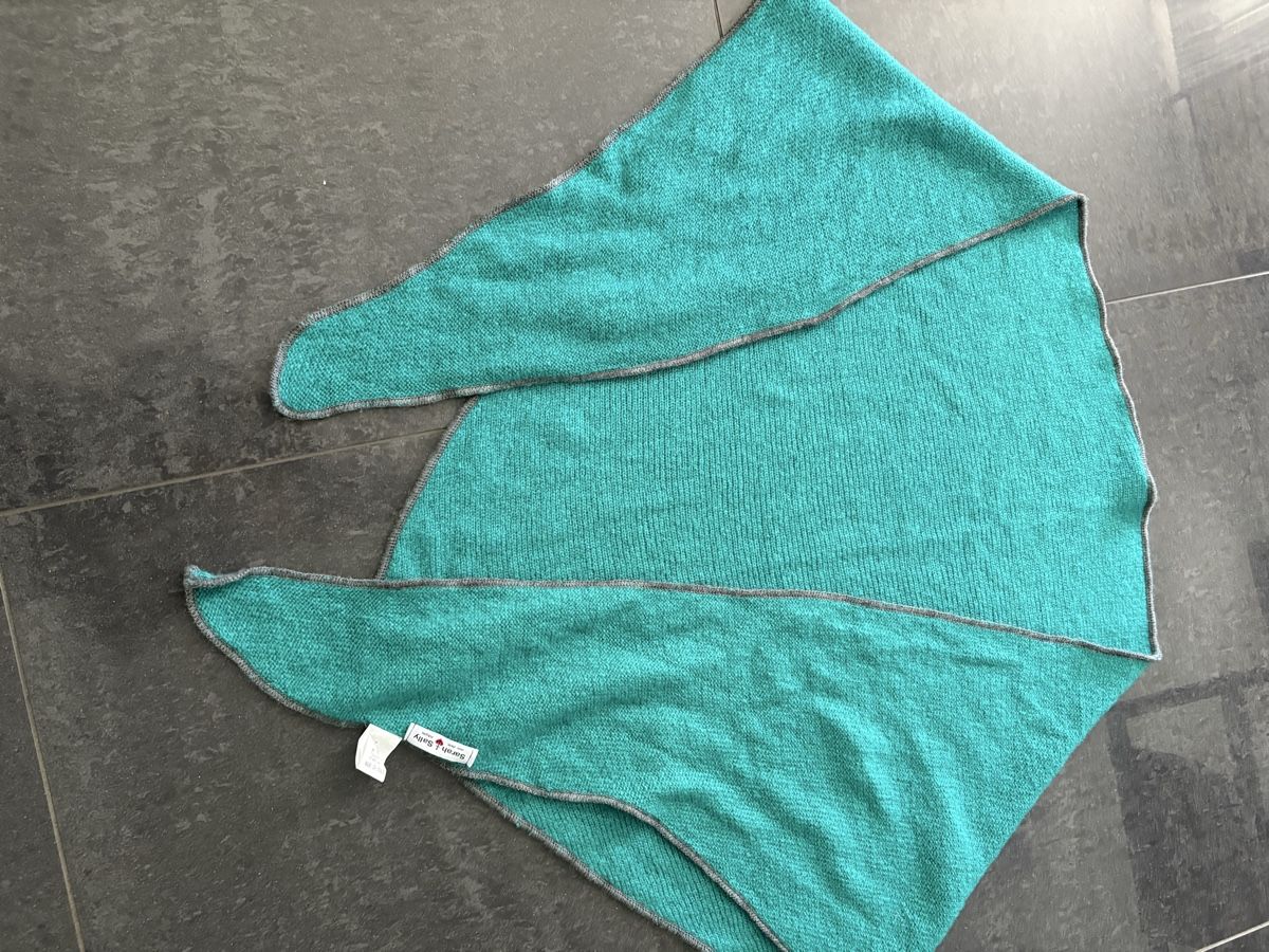 Foulard & Sciarpe: Sarah Sally Schal  – Usato da Bergdietikon venduto da dinogt4 3