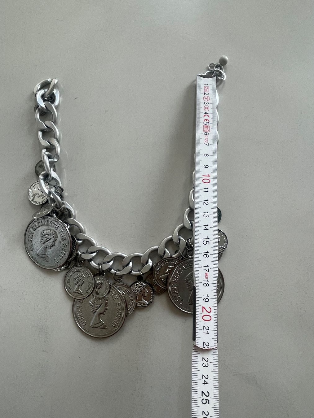 Catenine: Collana - Bracciale con pendenti a moneta – Usato da Minusio venduto da Pink222 2