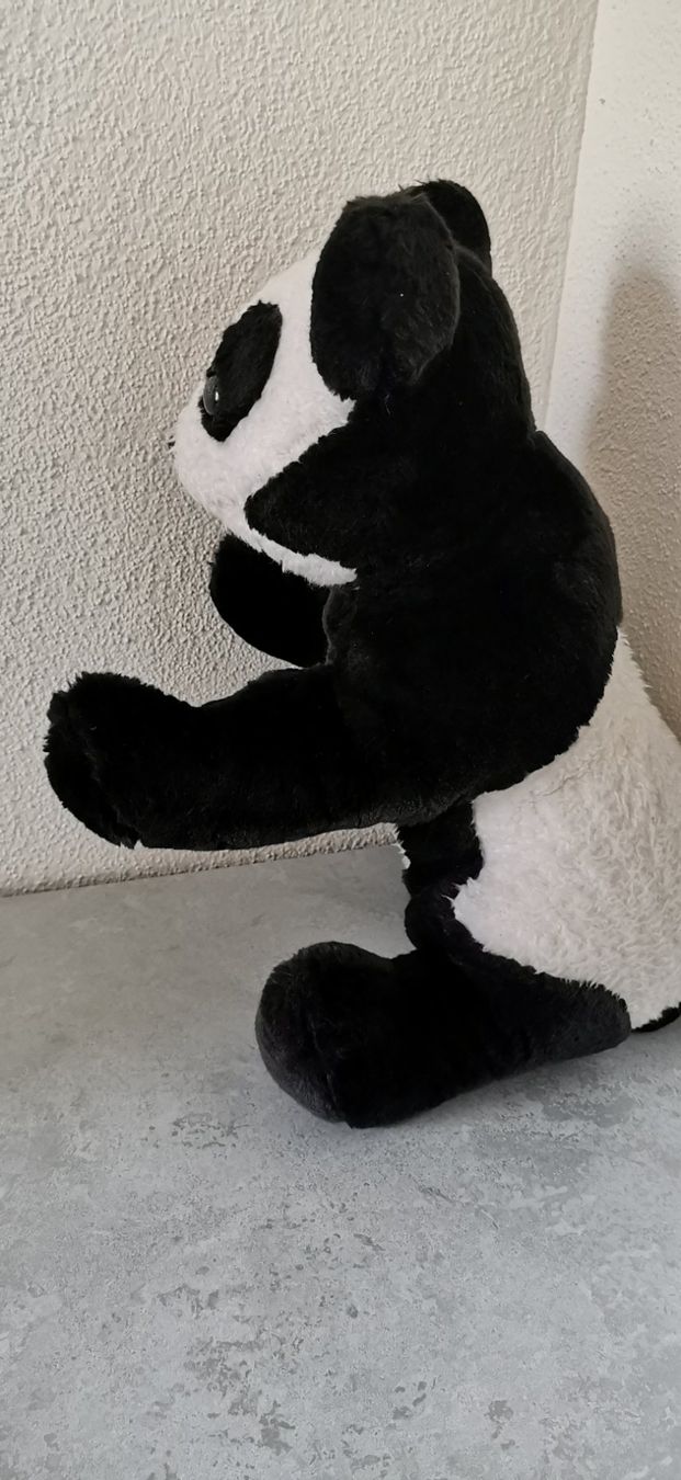 Giocattoli: PANDABÄR KUNSTFELL SCHWARZ-WEISS CA 46 CM – Usato da Aadorf venduto da lisepeter 1