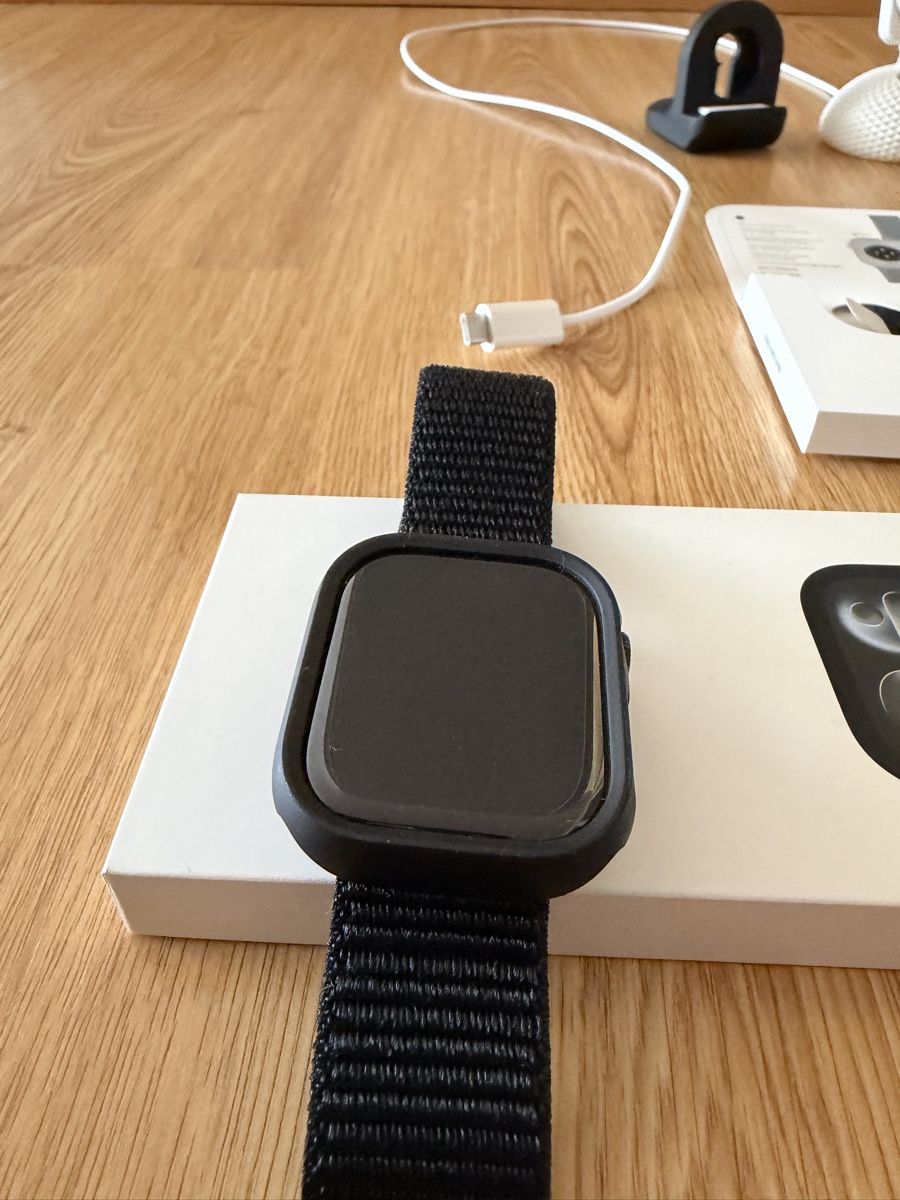 Apple Smartwatch: Apple Watch 11 - 46mm - GPS + Cellular – Gebraucht aus Unterentfelden von KDFJT 2