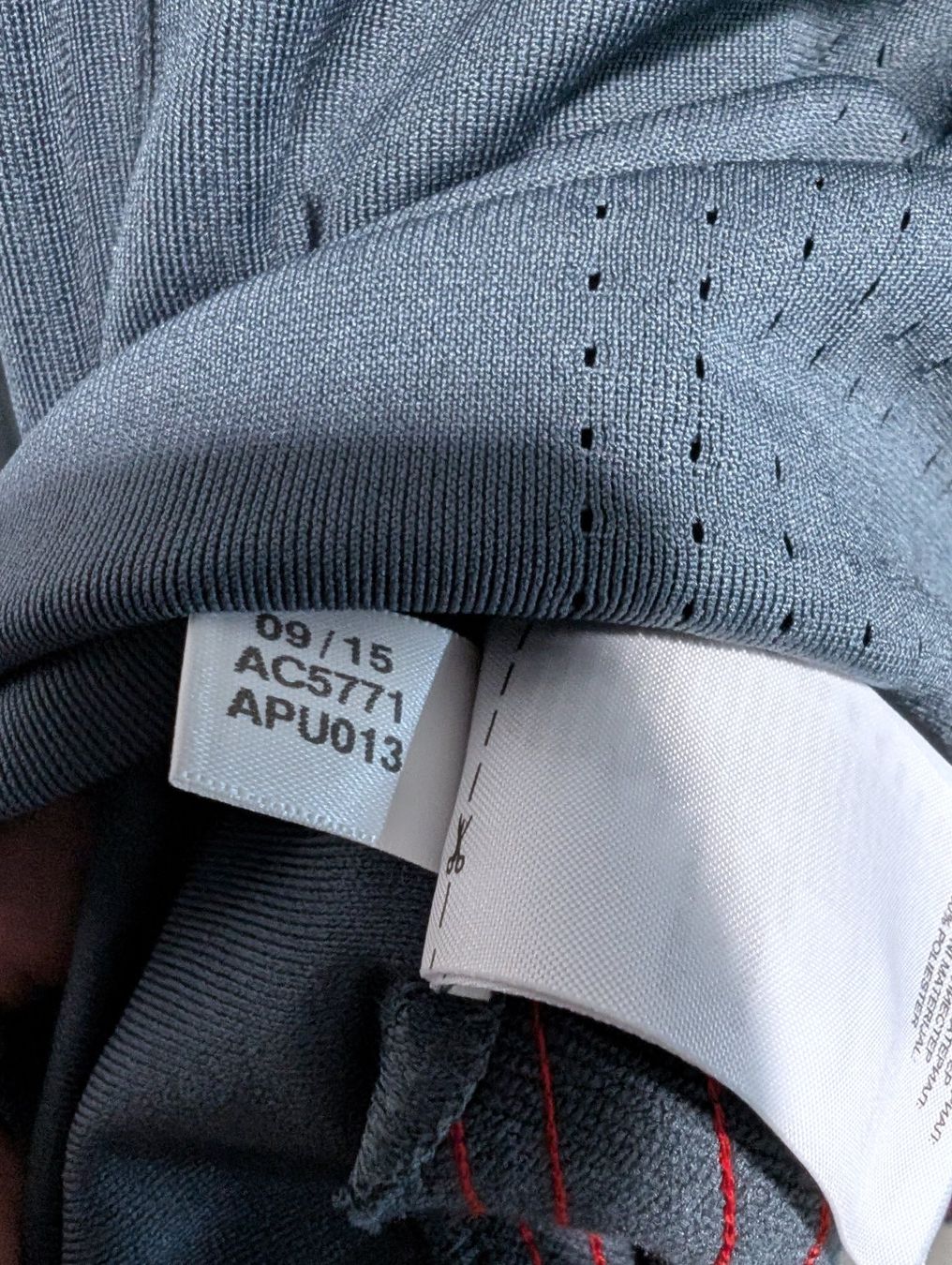 Adidas Canottiere & Pantaloni: BELGIEN TRAININGSTOP - GRÖSSE XL - ADIDAS - NEU – Usato da Spiegel b. Bern venduto da Natix 3
