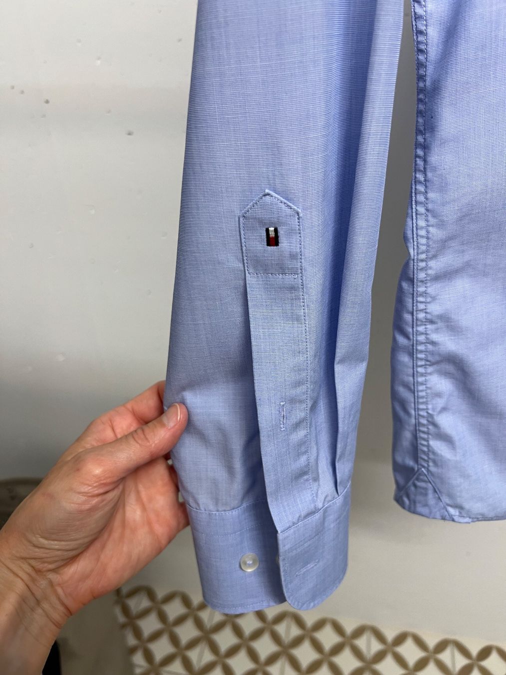 Tommy Hilfiger Camicie: Hemd hellblau von Tommy Hilfiger, Gr. 39 – Nuovo (secondo la descrizione) da Meilen venduto da Masupilamy 2