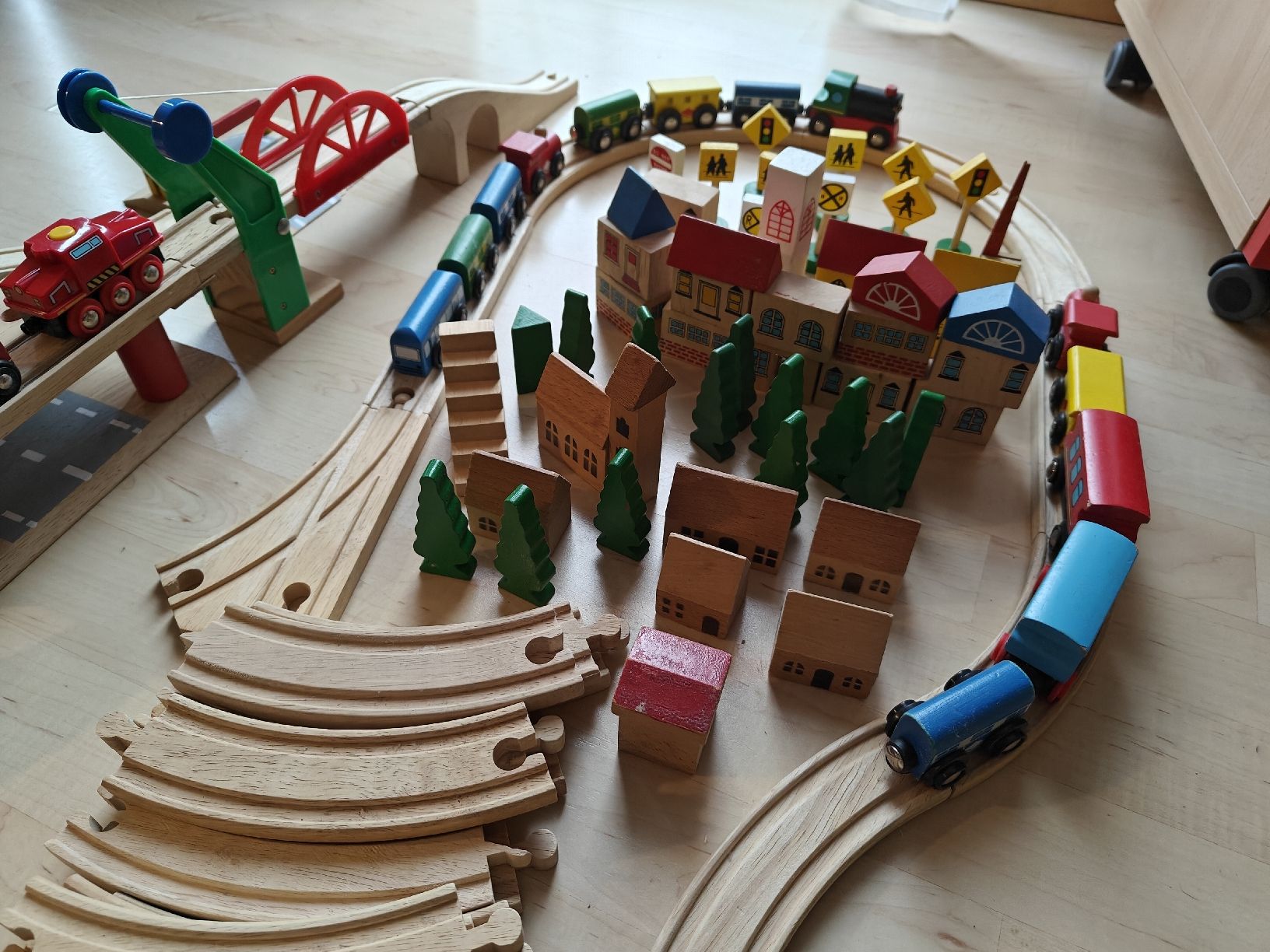 Brio Giocattoli: Brio Holzeisenbahn – Usato da Dinhard venduto da JoChen759 3