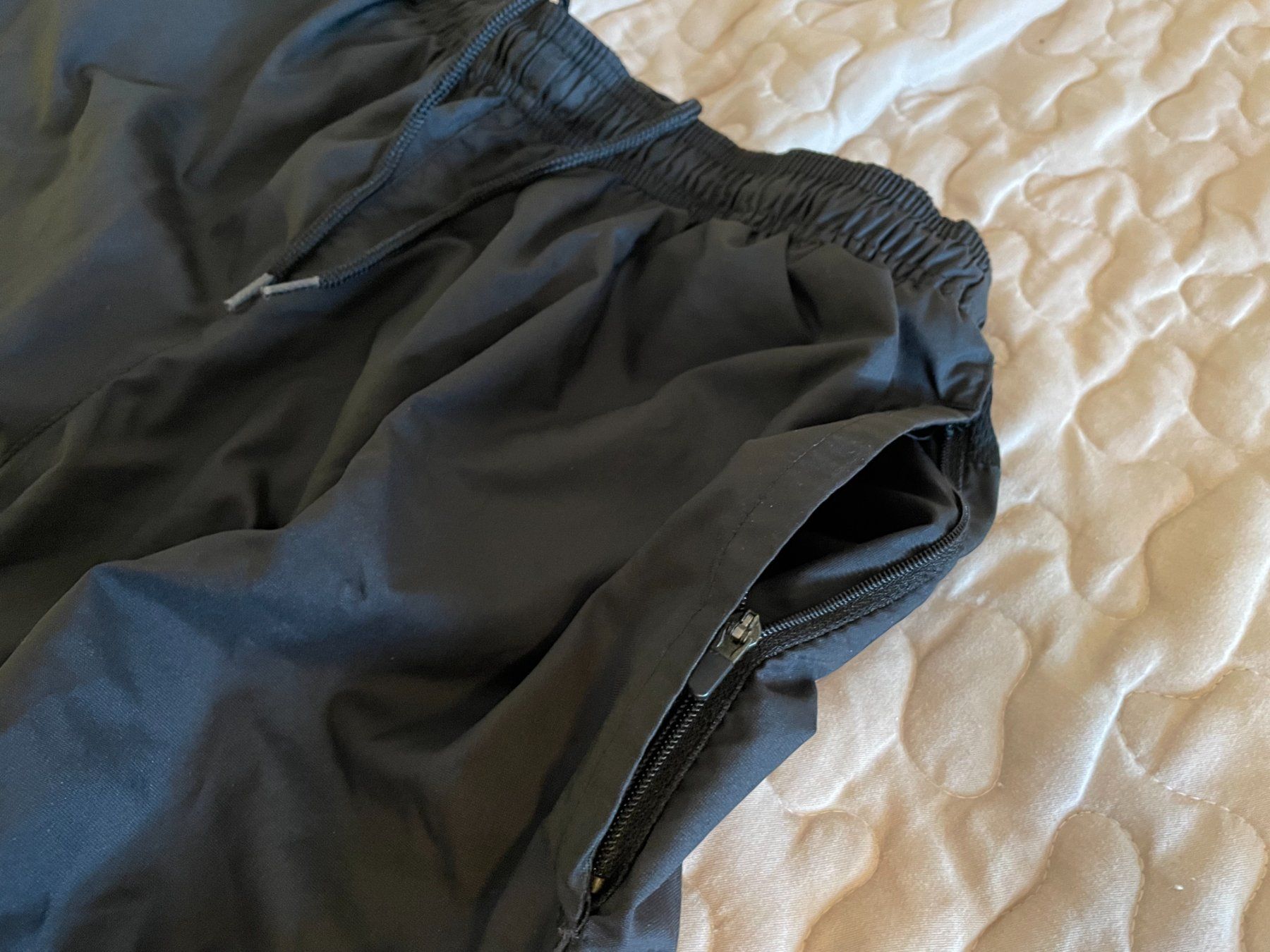 Pantaloni: Manchester United - Black Shorts – Usato da Chiasso venduto da Er_Mon 3