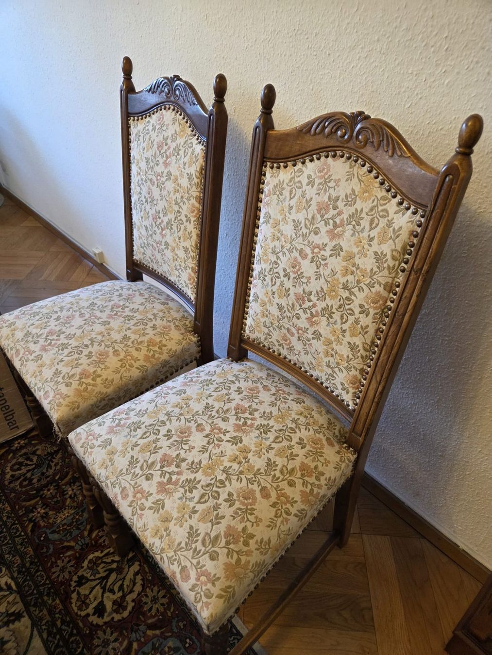 Chaises: 6 Vintage Spring Möbel Chaises – D'occasion à Genève par yan_vh72 2