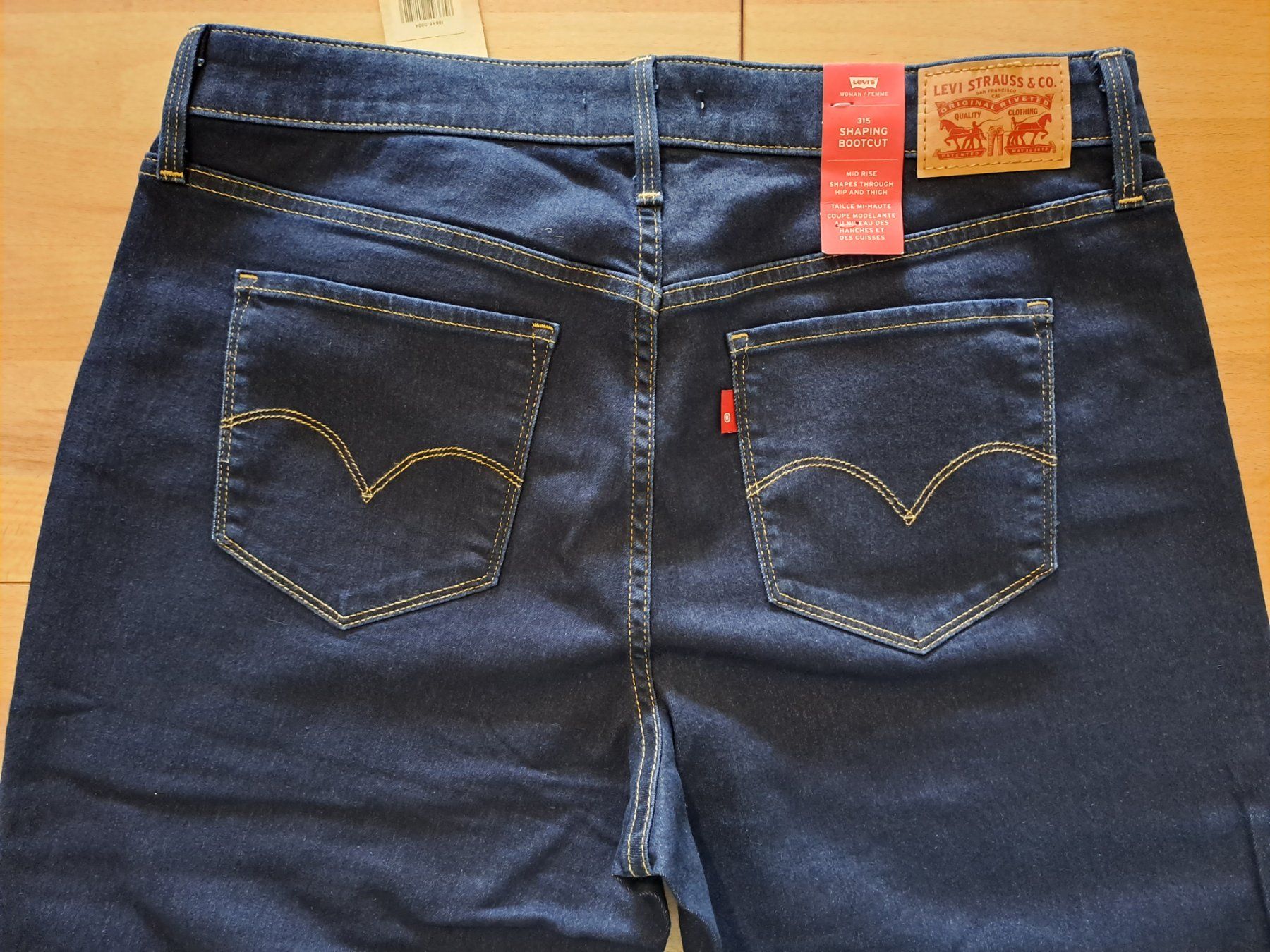 Levi's Jeans: Levis 315 Shaping Bootcut 16W – Nuovo e nell'imballaggio originale da Meyrin venduto da dijin 6