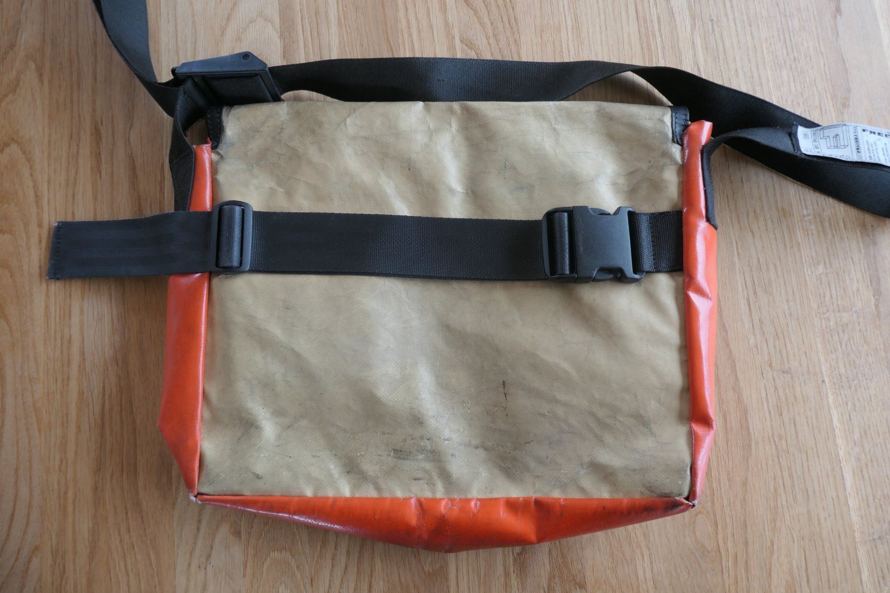 Freitag Taschen: Tasche Freitag – Gebraucht aus Bern von Sabata1 4